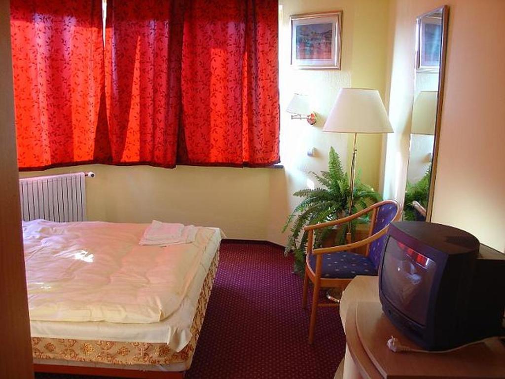 Rezydencja Parkowa Hotel Warschau Kamer foto