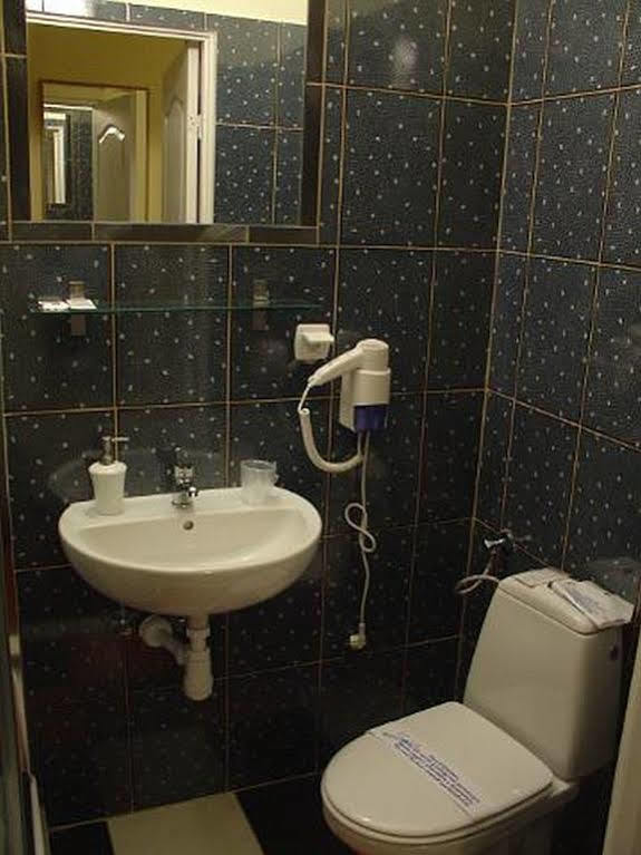 Rezydencja Parkowa Hotel Warschau Buitenkant foto